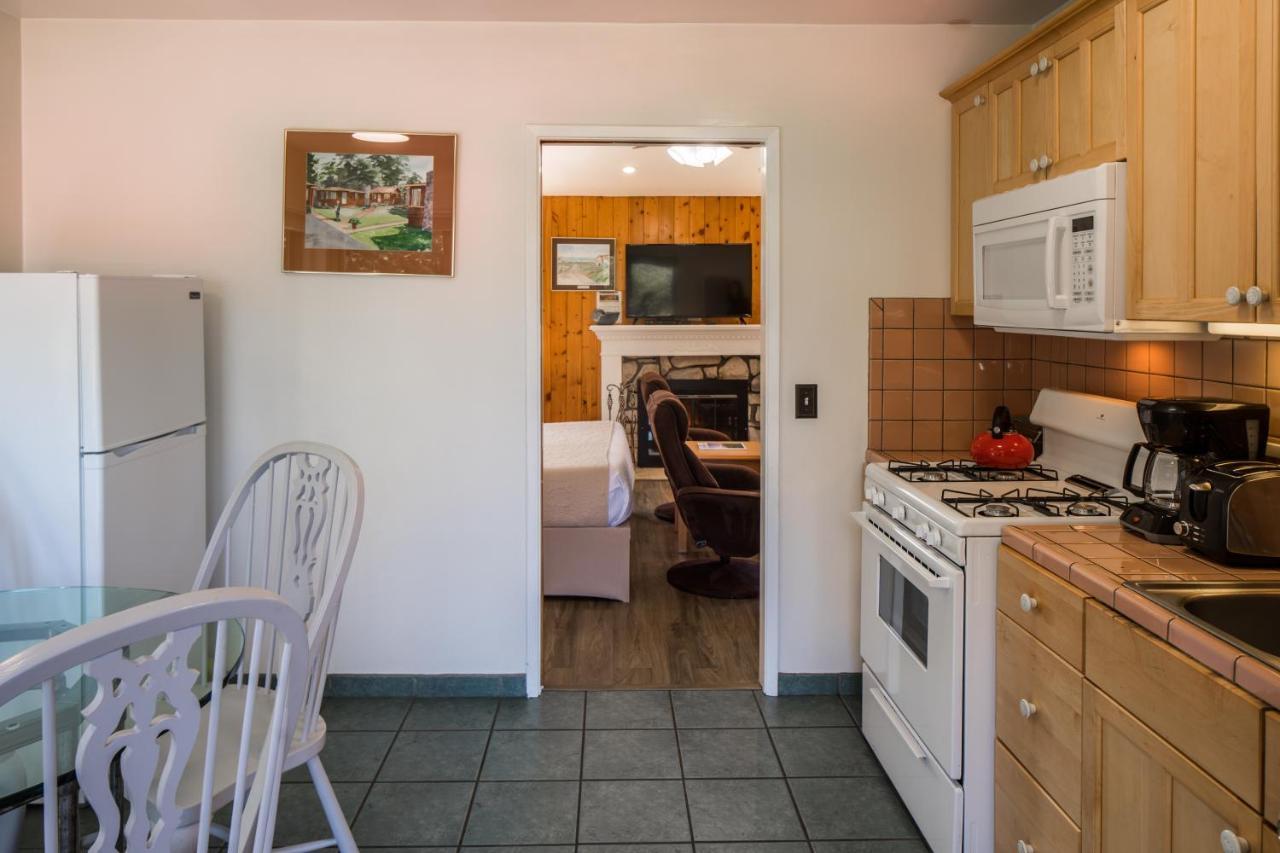 Andril Fireplace Cottages Pacific Grove Extérieur photo