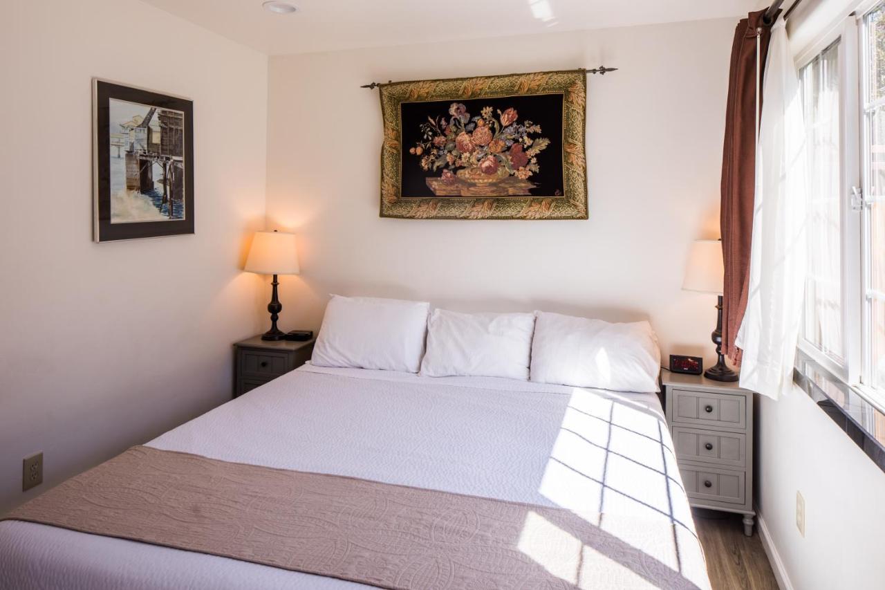 Andril Fireplace Cottages Pacific Grove Extérieur photo