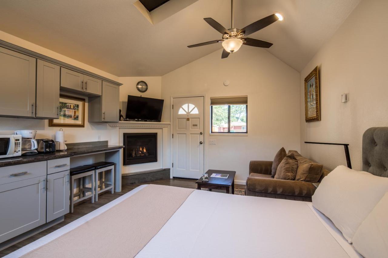 Andril Fireplace Cottages Pacific Grove Extérieur photo