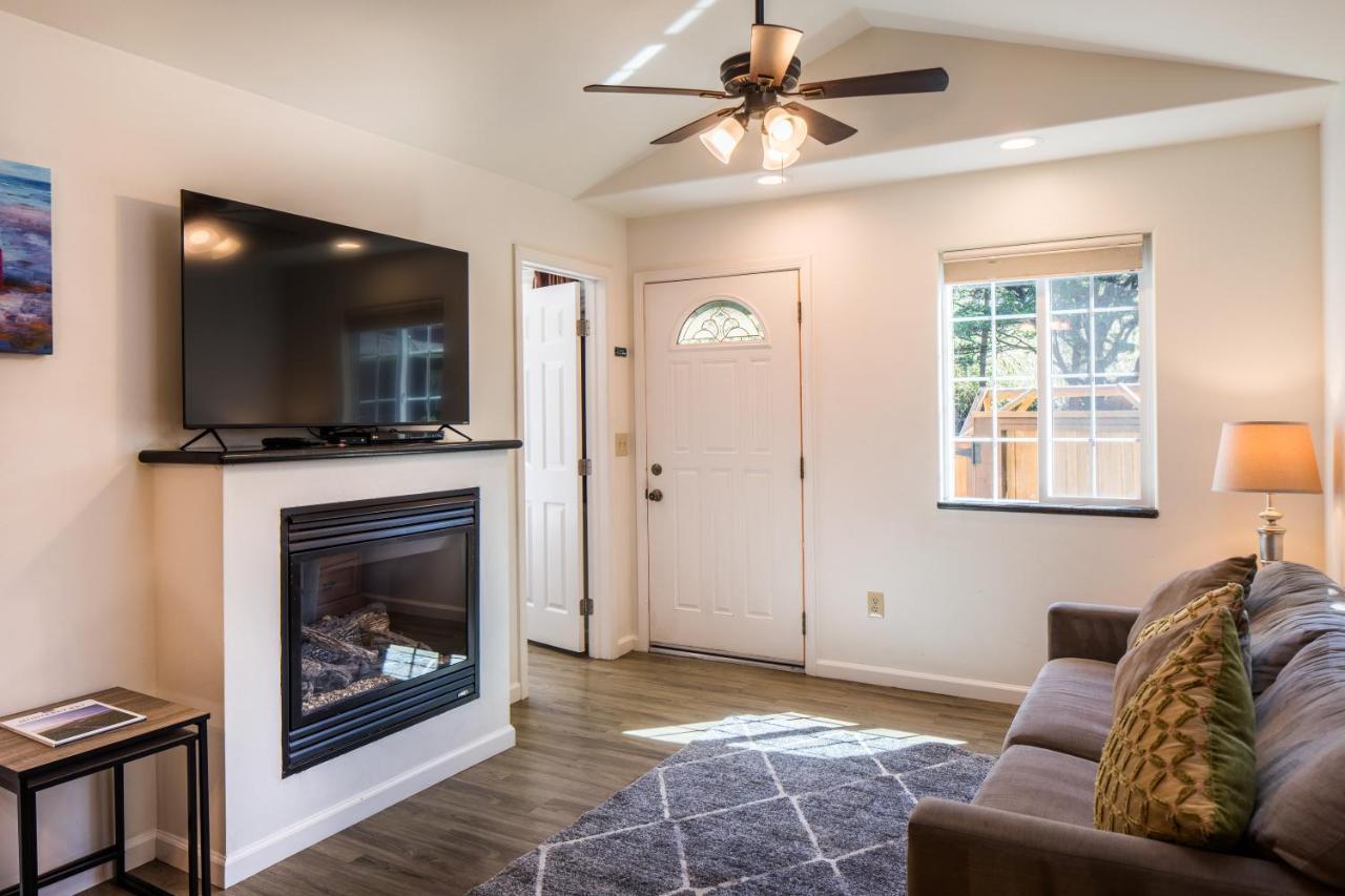 Andril Fireplace Cottages Pacific Grove Extérieur photo